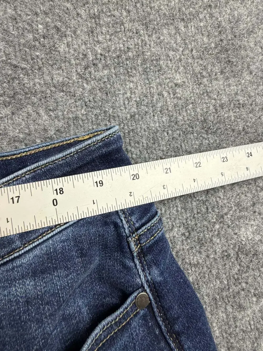 Judy Blue Plus 22W Cropped Slim Dark Wash Stretch Jeans